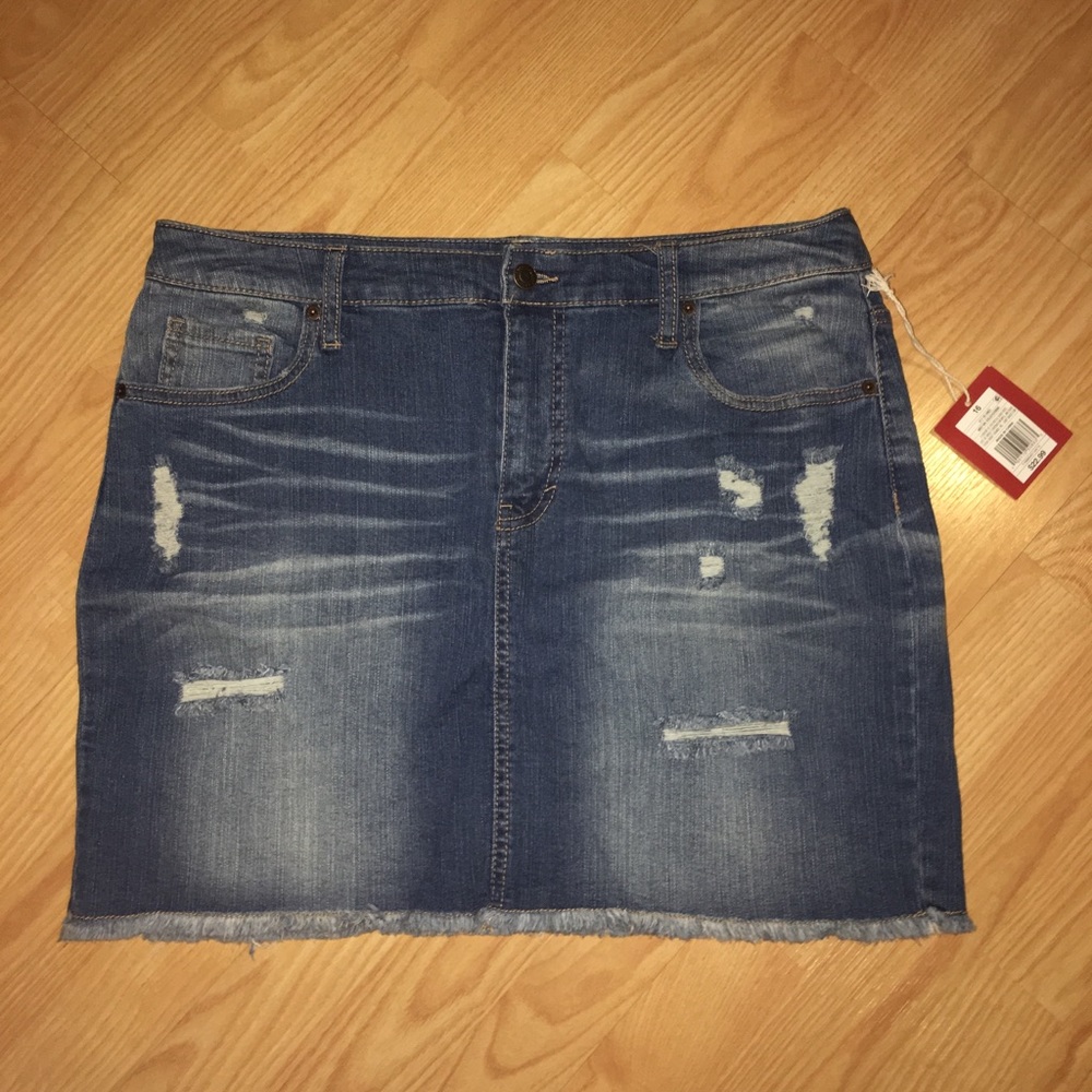 Jean skirt brand new!!!